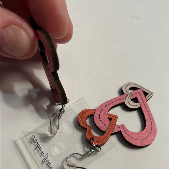 Fashion Jewelry Red and Pink Heart Earrings - Picture 3 of 3